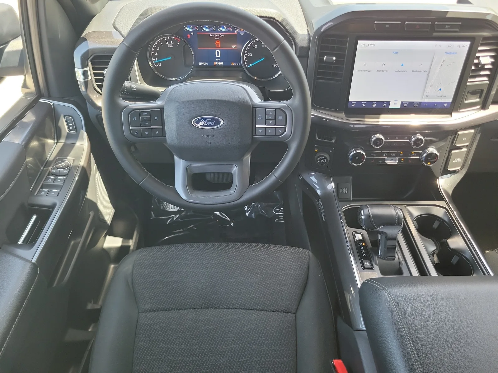 2023 Ford F-150 XLT 4WD photo 18