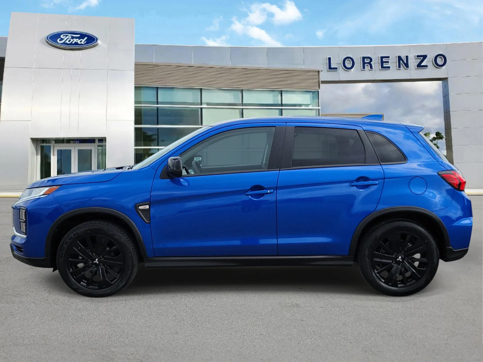 2025 Mitsubishi Outlander Sport LE photo 8