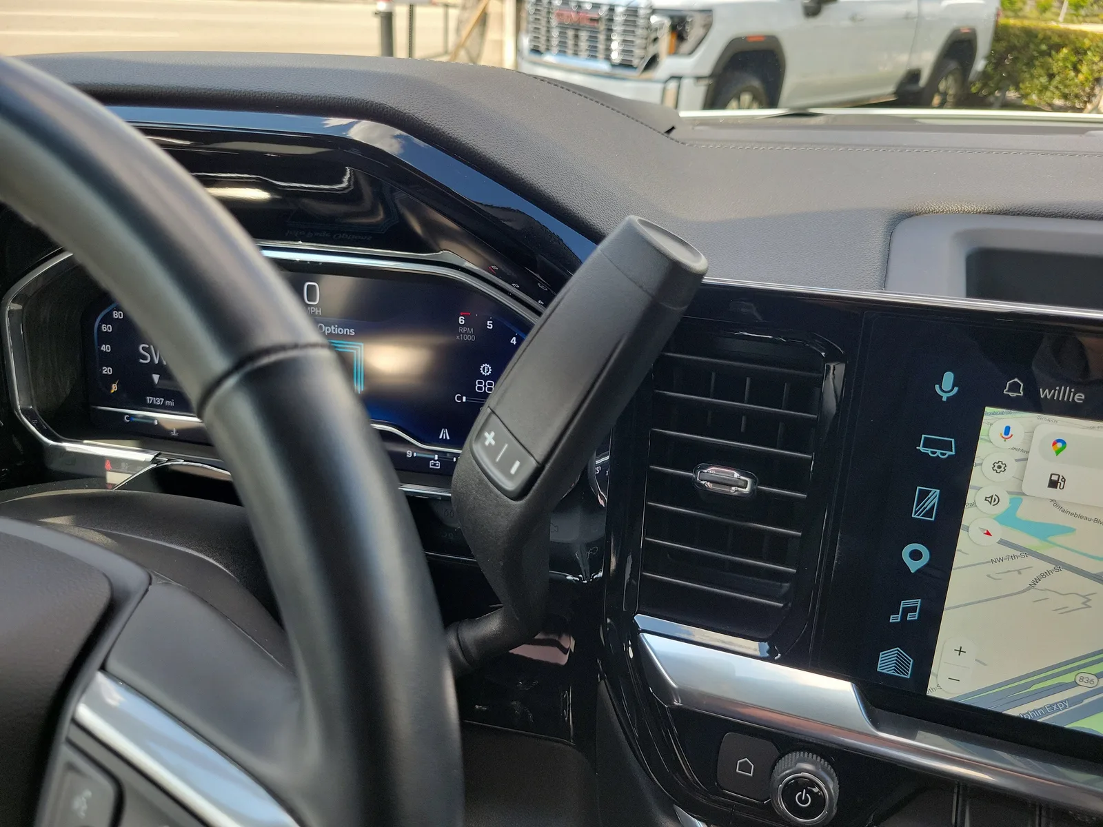 2024 Chevrolet Silverado 1500 RST photo 21