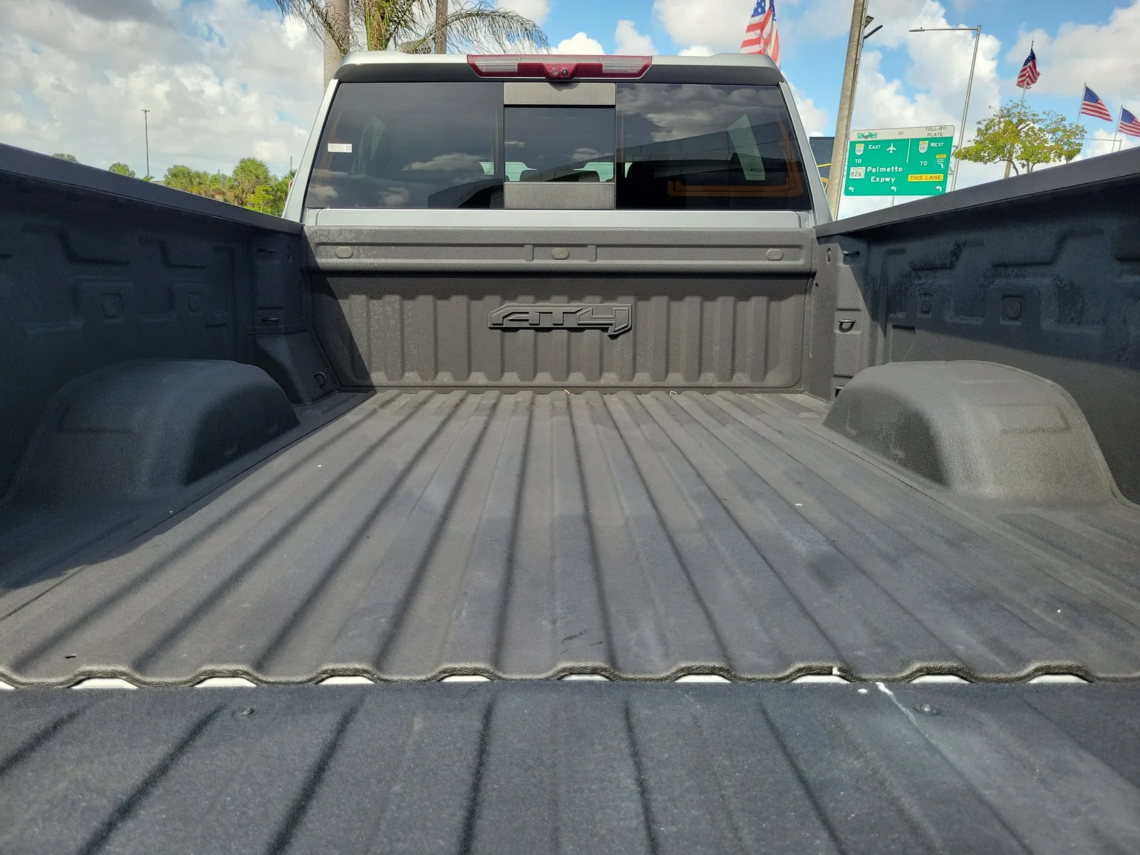 2024 GMC Sierra 2500 HD AT4 photo 27
