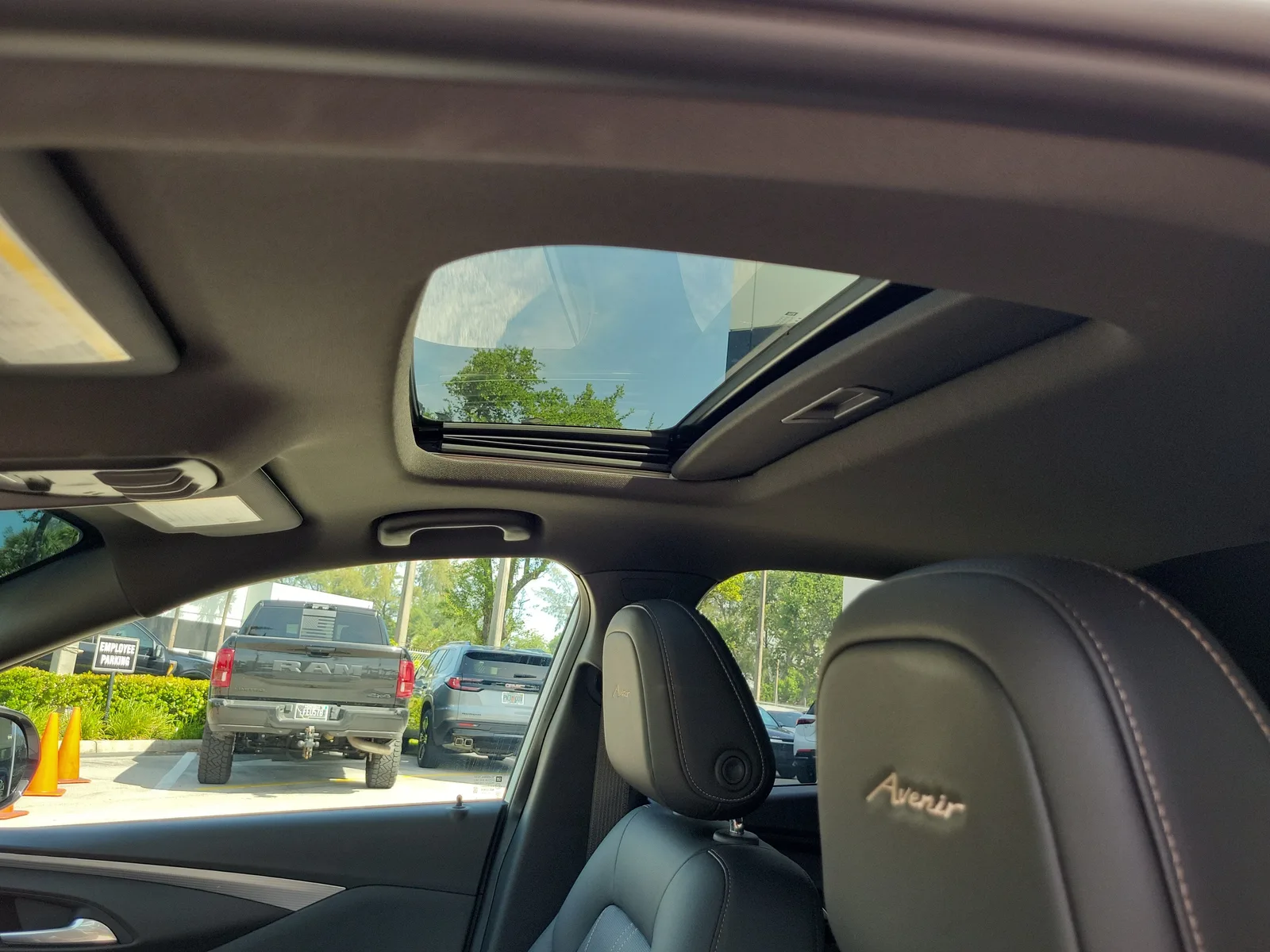 2026 Buick Envista Avenir photo 11
