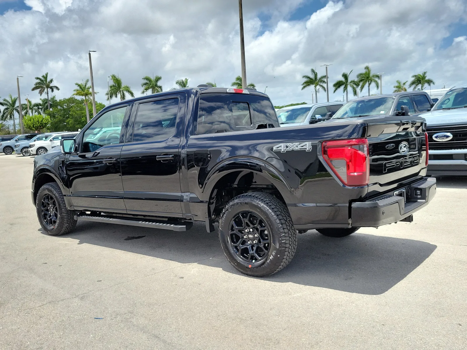 2026 Ford F-150 XLT 4WD photo 7