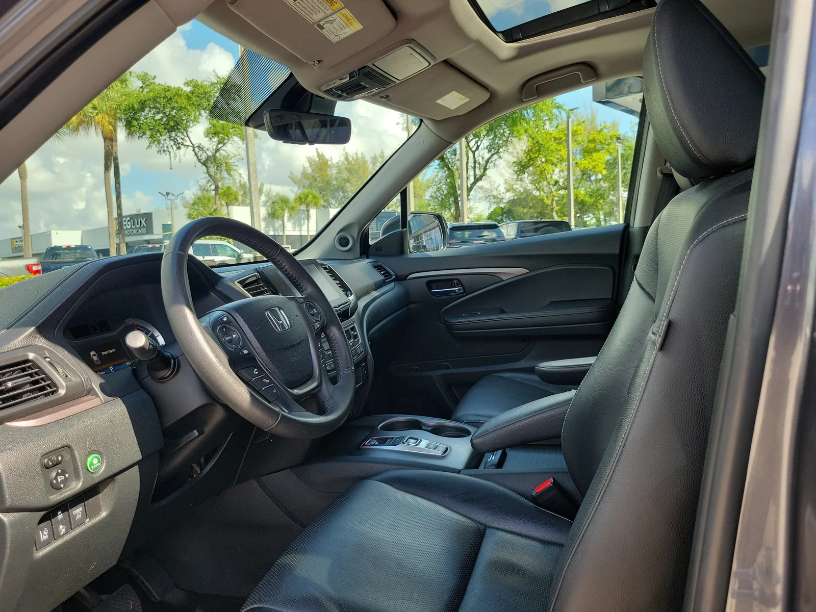 2023 Honda Ridgeline RTL photo 12