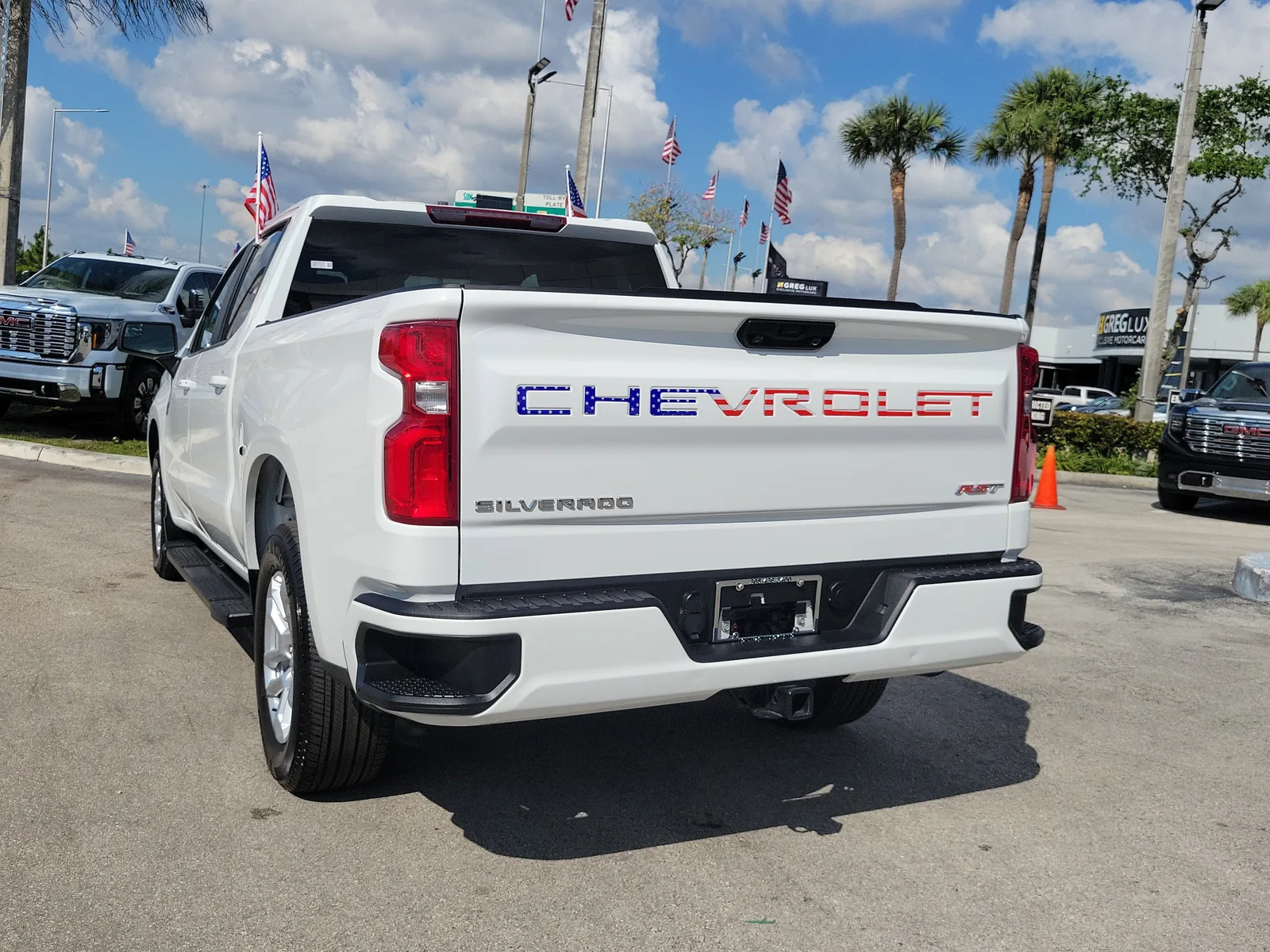 2024 Chevrolet Silverado 1500 RST photo 7