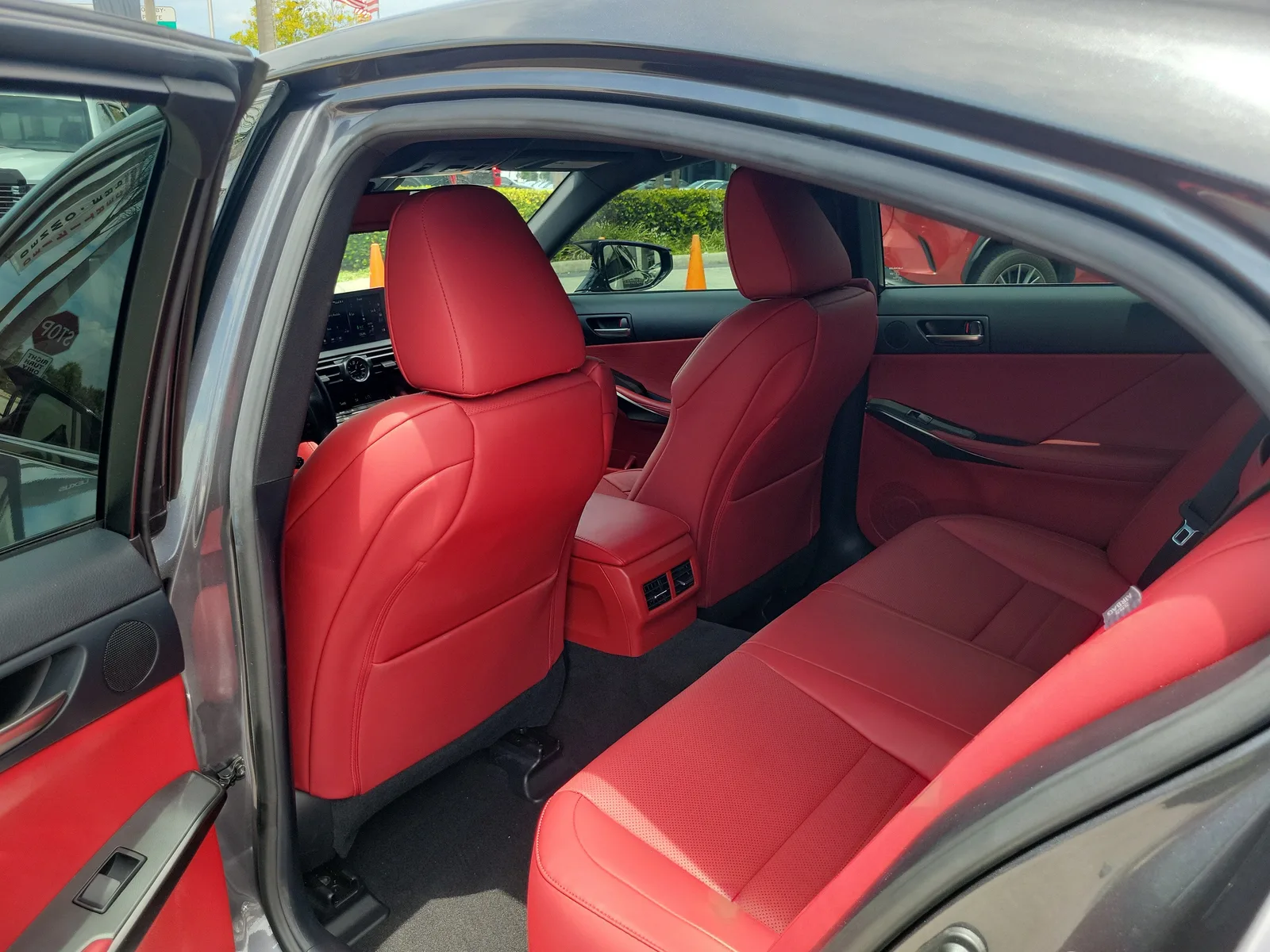 2023 Lexus IS IS 350 F SPORT photo 16