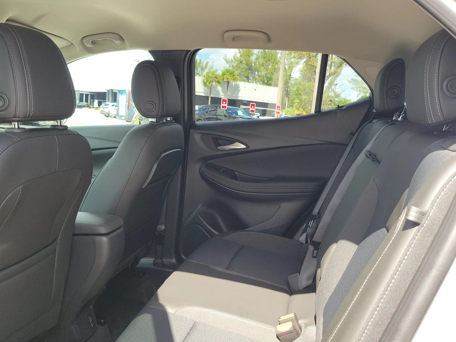 2024 Buick Encore GX Preferred photo 13