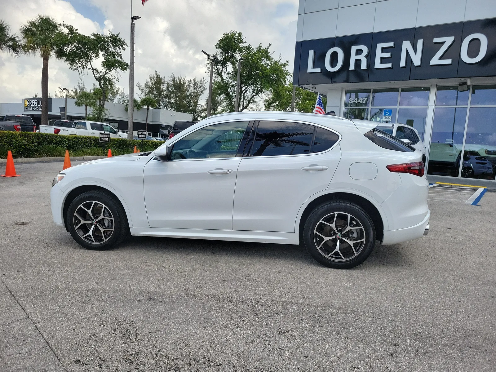 2021 Alfa Romeo Stelvio Ti photo 8