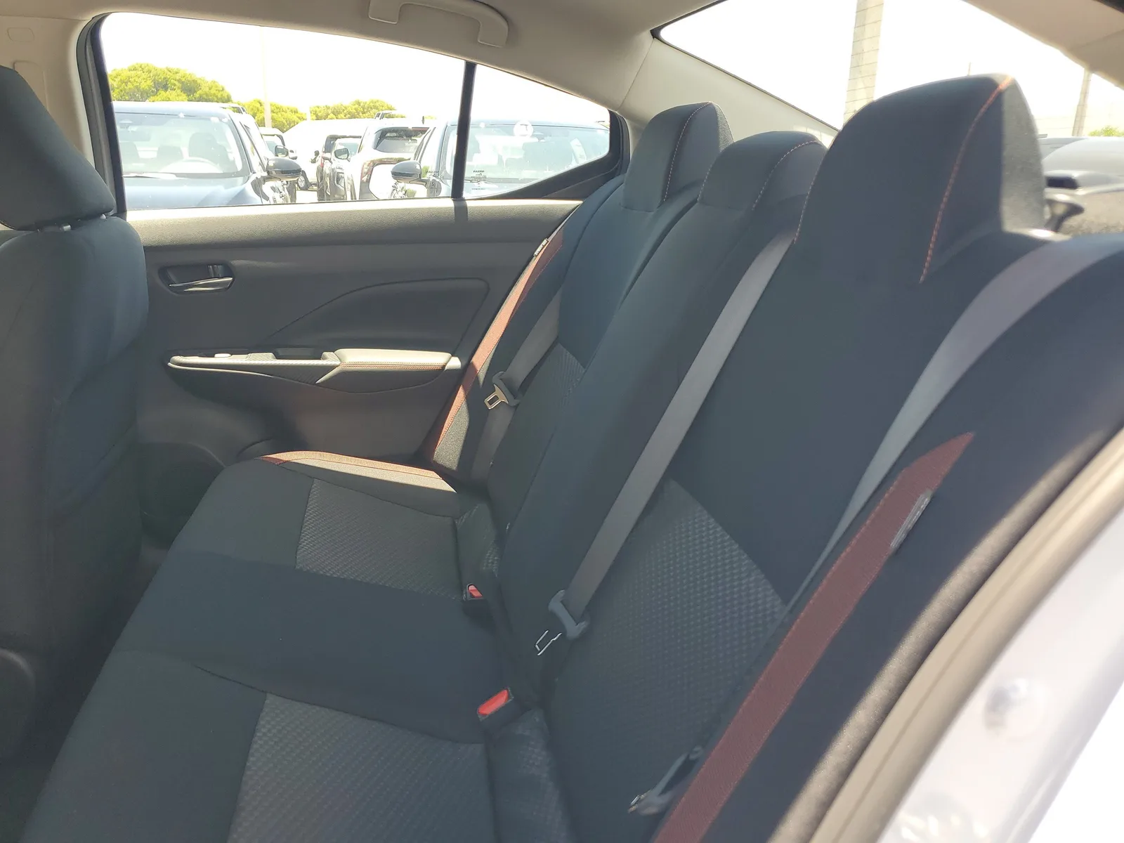 2025 Nissan Versa SR photo 10