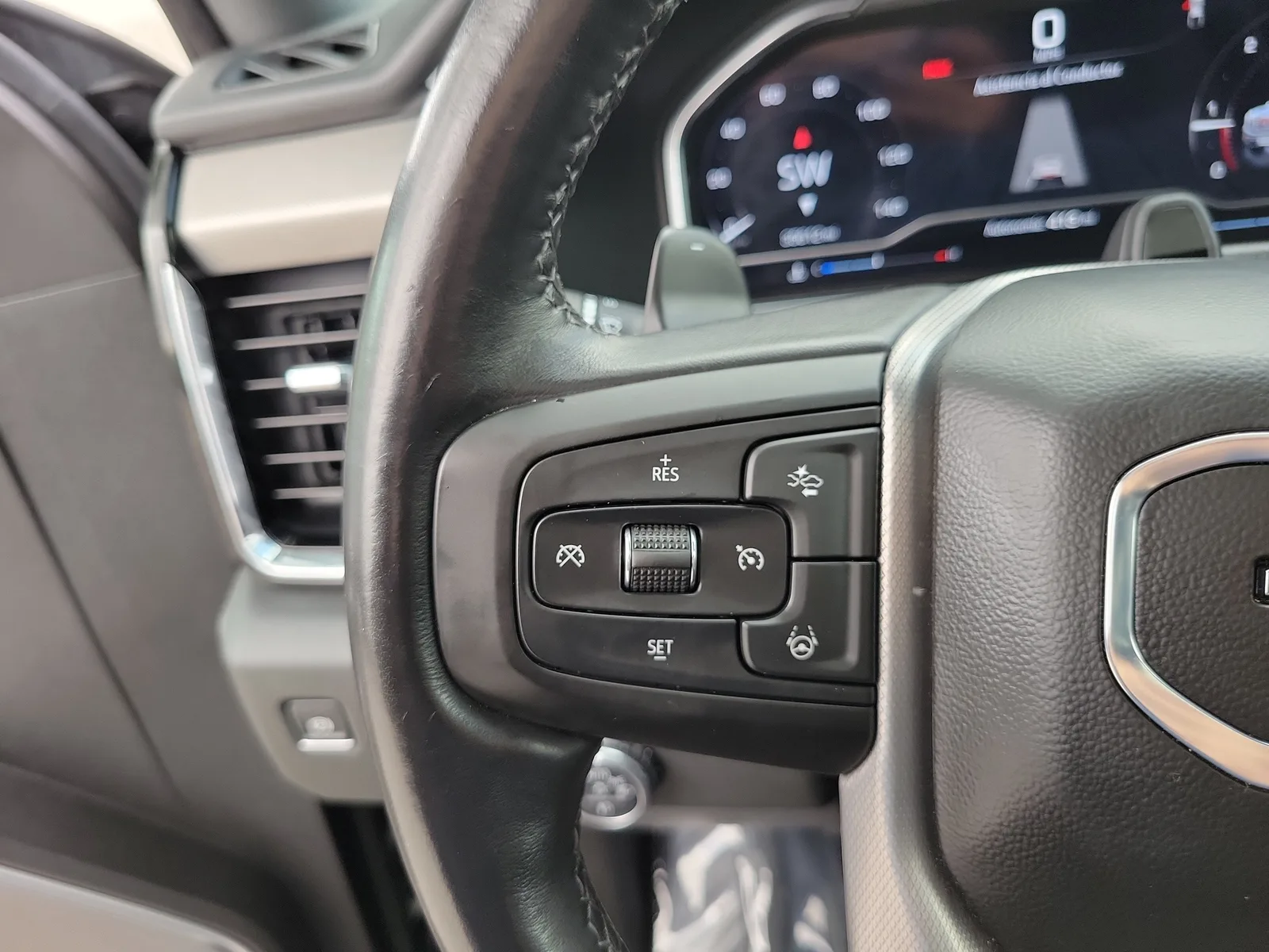 2024 GMC Sierra 1500 Denali photo 20