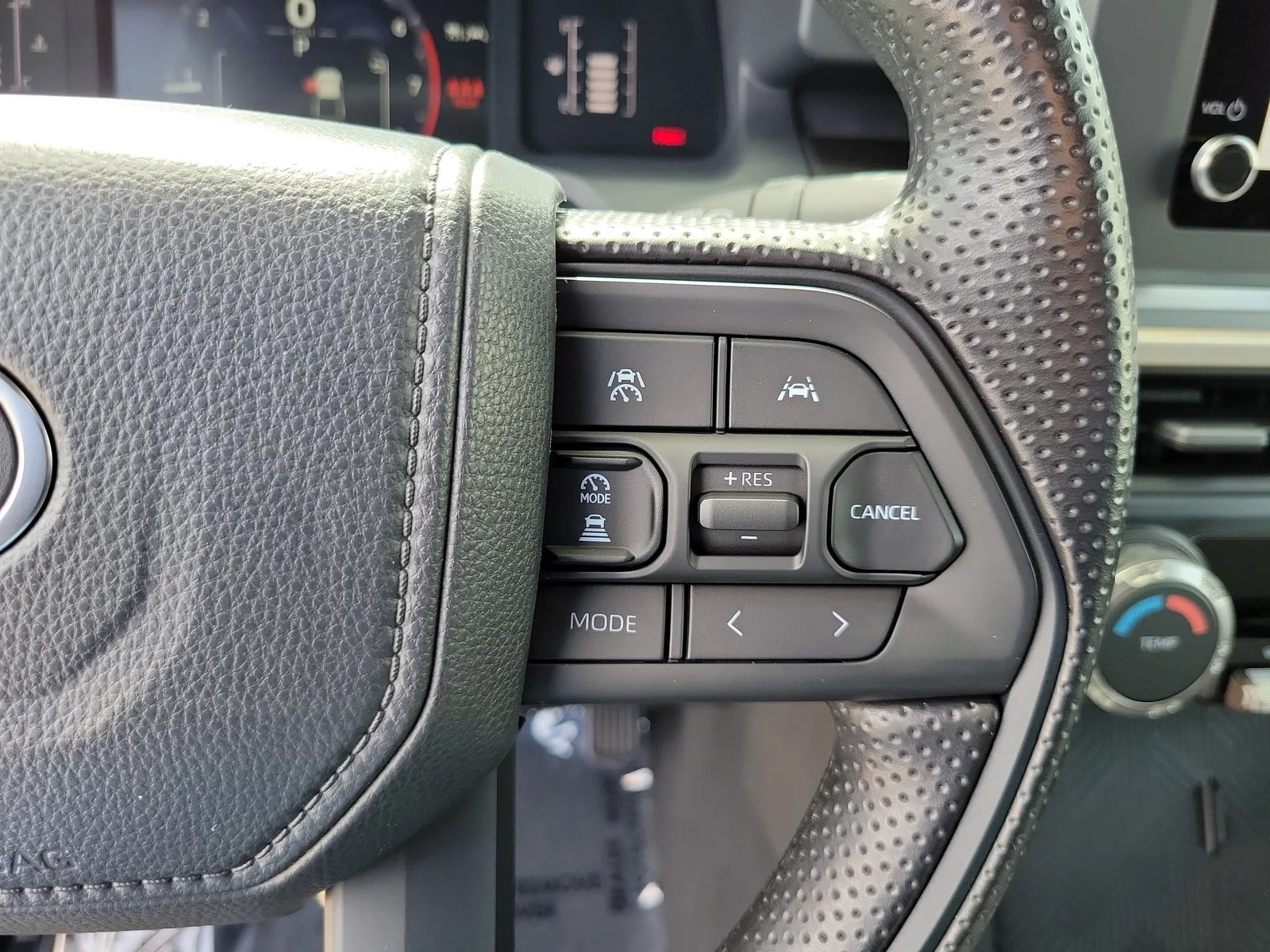 2025 Toyota Tacoma 2WD SR5 photo 21