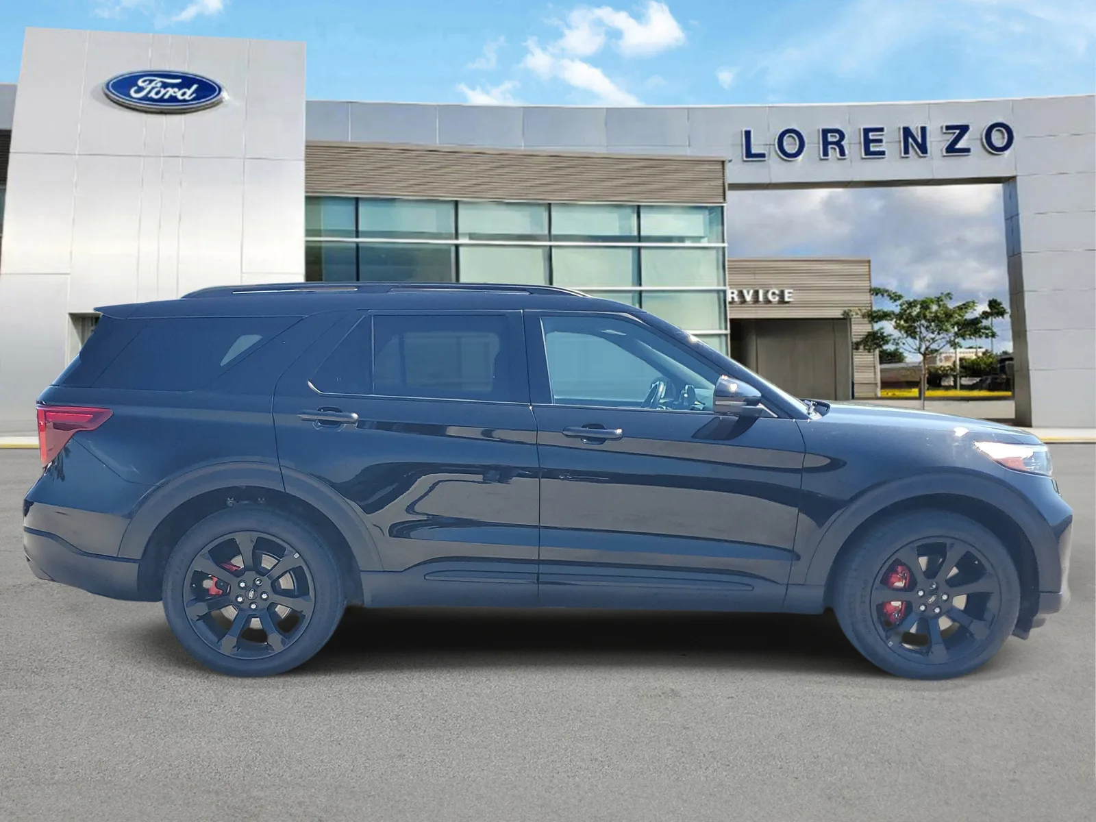2023 Ford Explorer ST 4WD photo 4