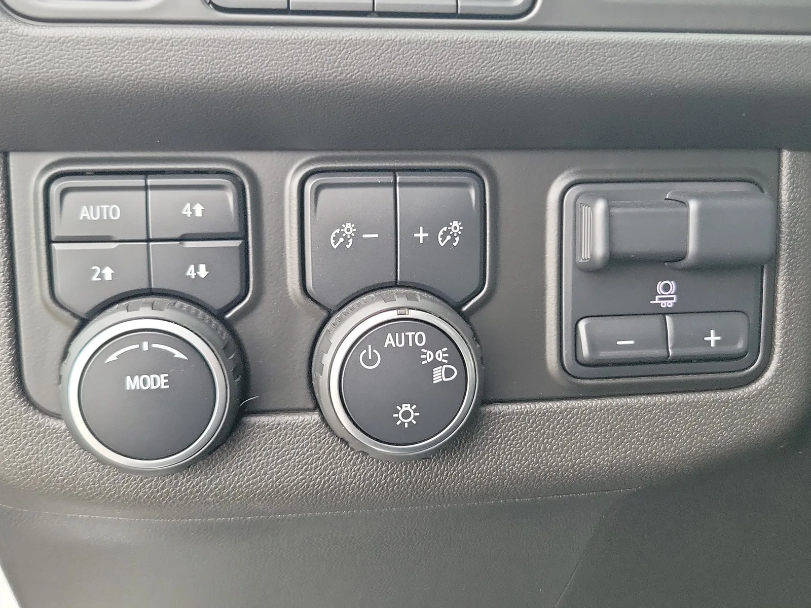 2022 Chevrolet Tahoe Z71 4WD photo 28