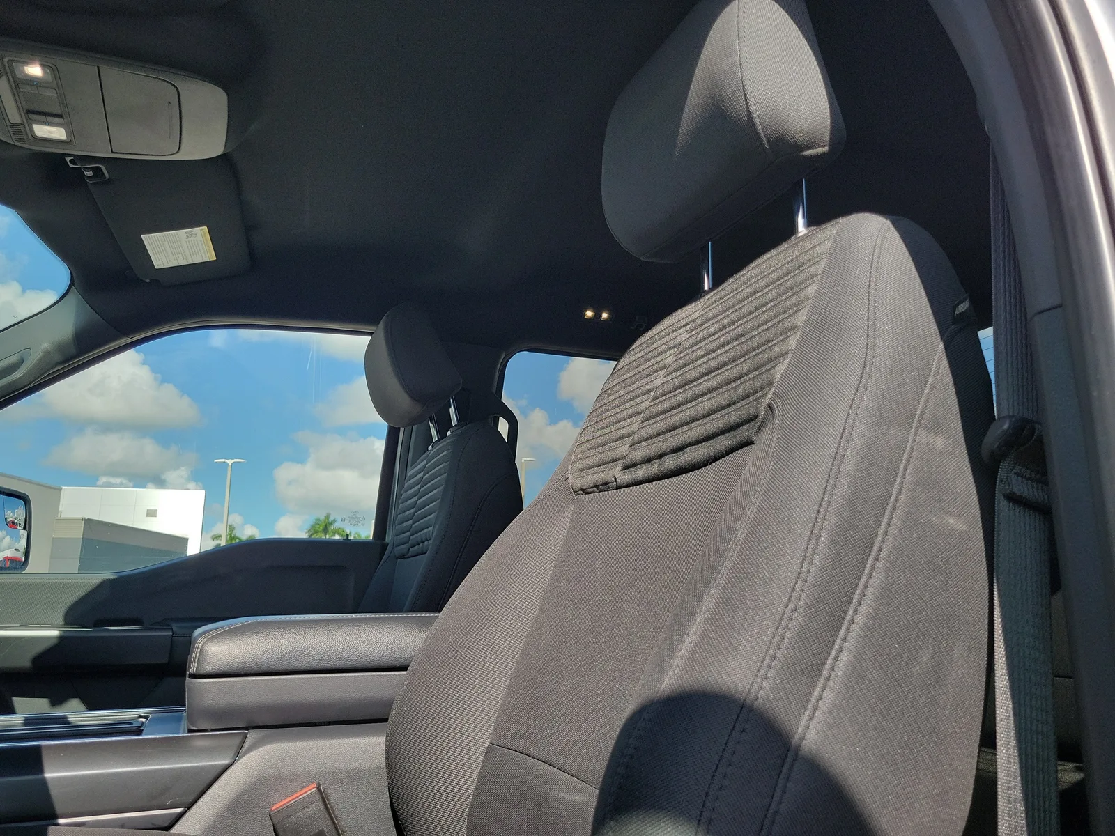 2022 Ford F-150 XL photo 12