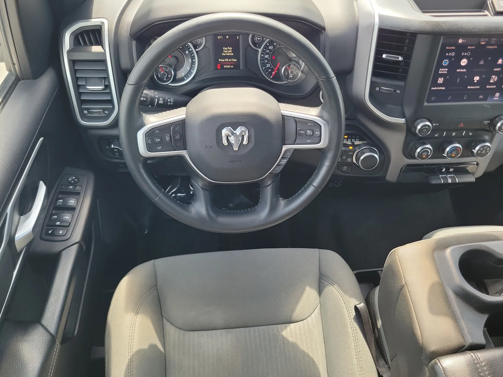 2023 RAM 1500 Big Horn 4x4 photo 16