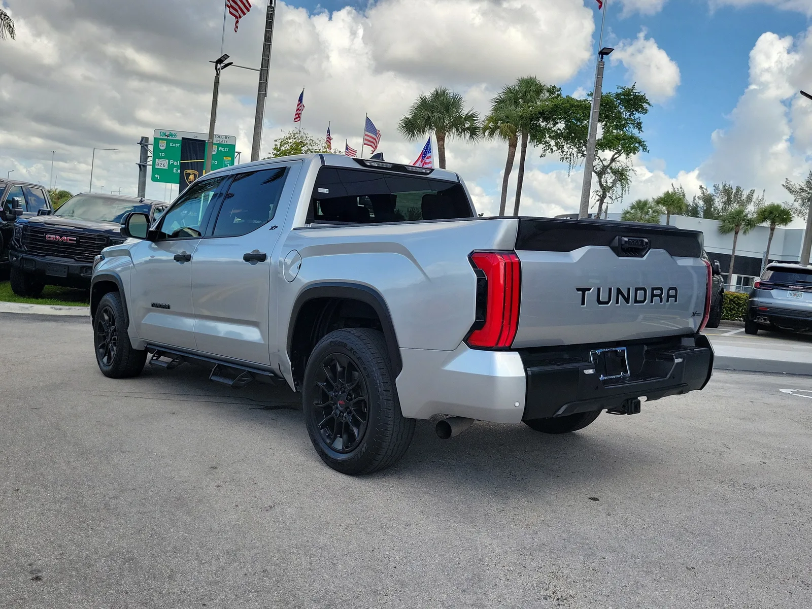 2022 Toyota Tundra 2WD SR5 photo 7