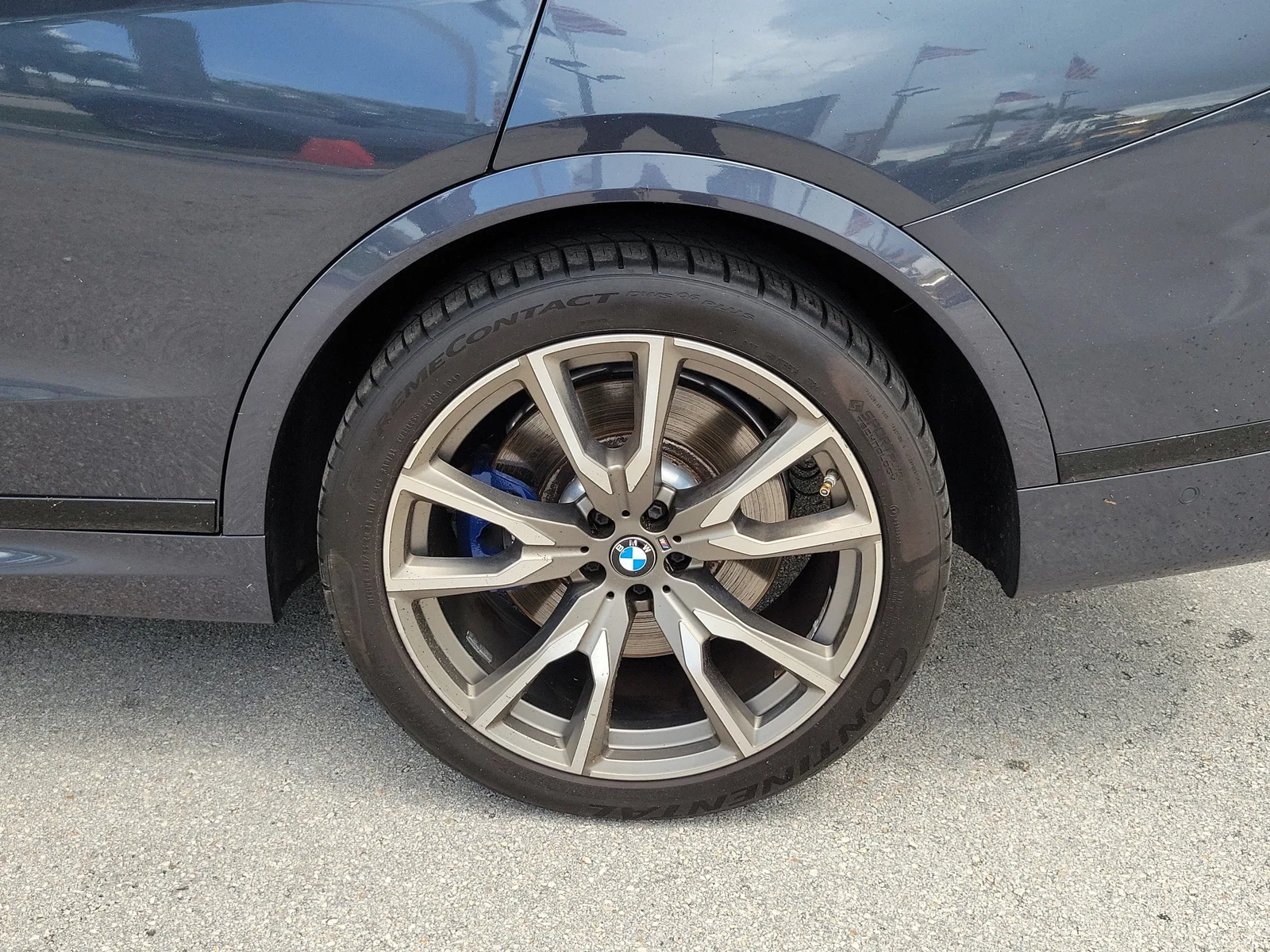 2022 BMW X7 M50i photo 9