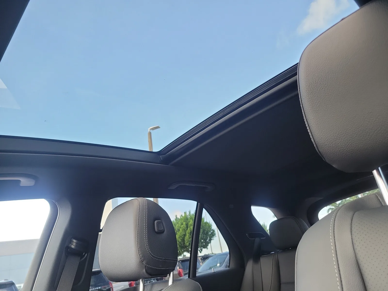 2026 Mercedes-Benz GLE GLE 350 photo 11
