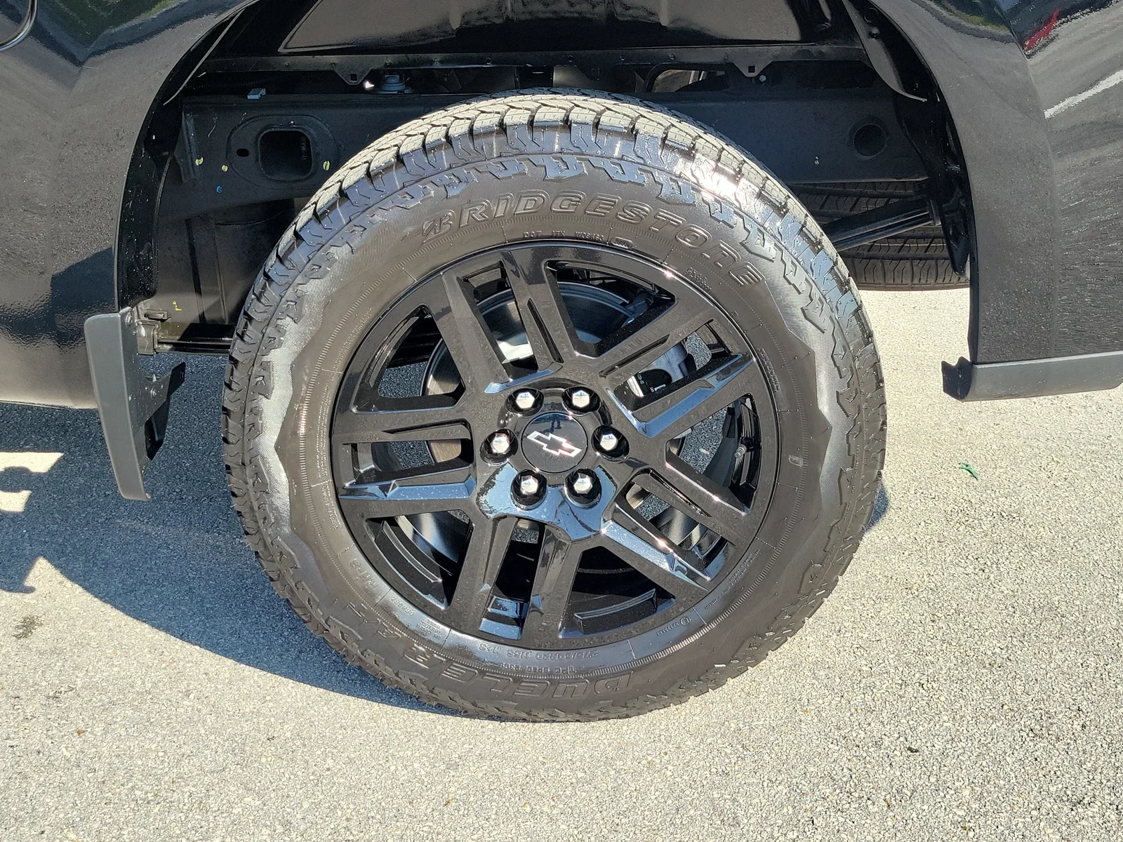 2026 Chevrolet Silverado 1500 Custom photo 25