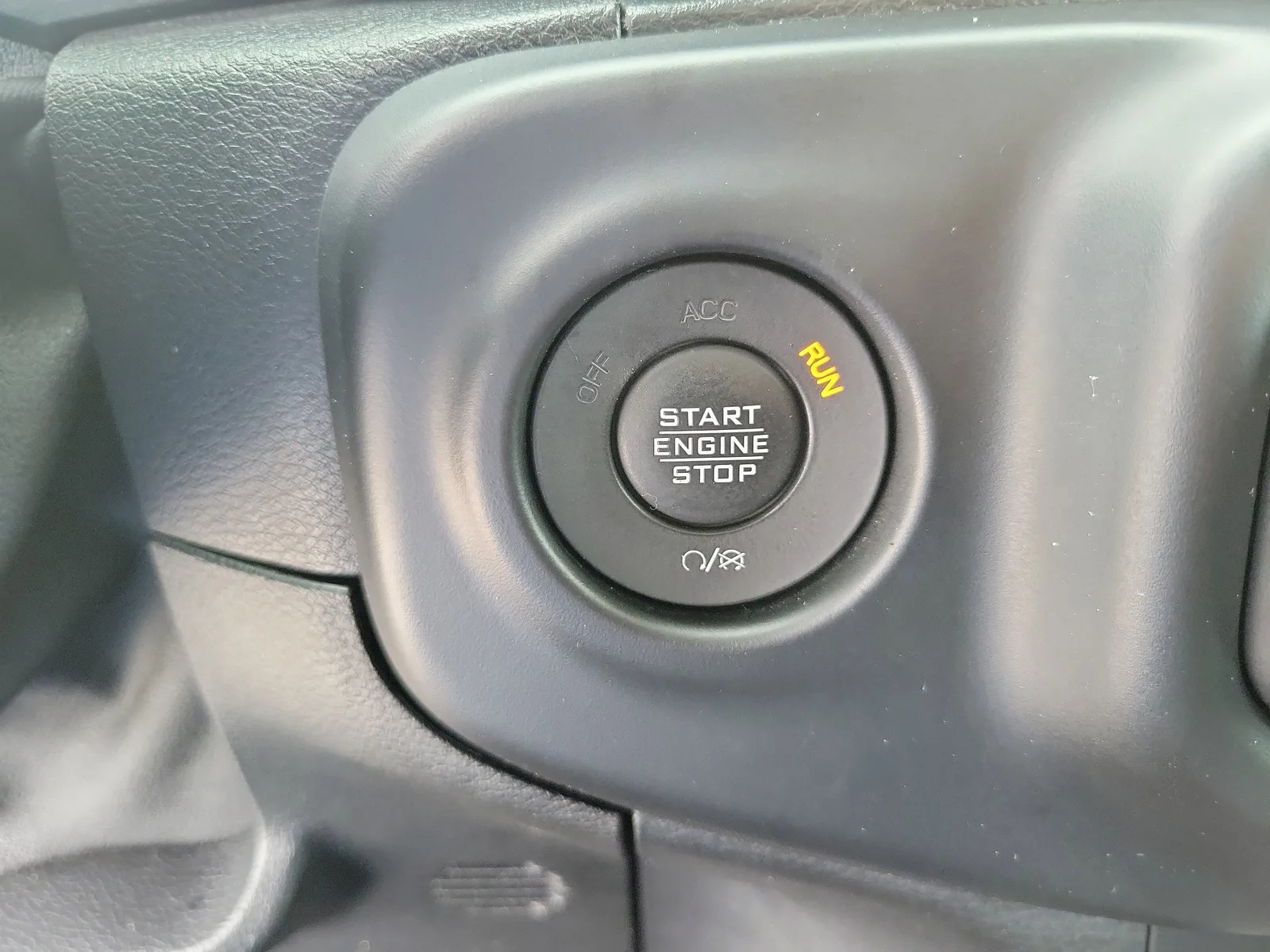 2020 Jeep Wrangler Unlimited Willys 4WD Diesel photo 31