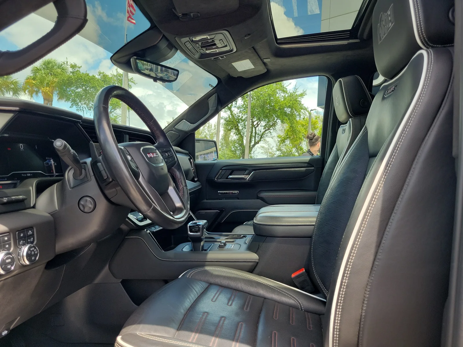 2024 GMC Sierra 1500 AT4X photo 12