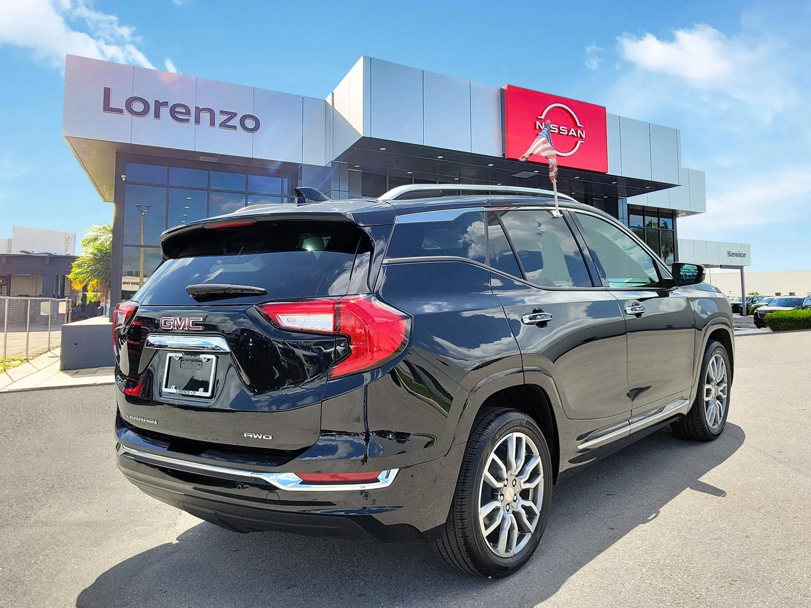 2024 GMC Terrain Denali 4WD photo 5