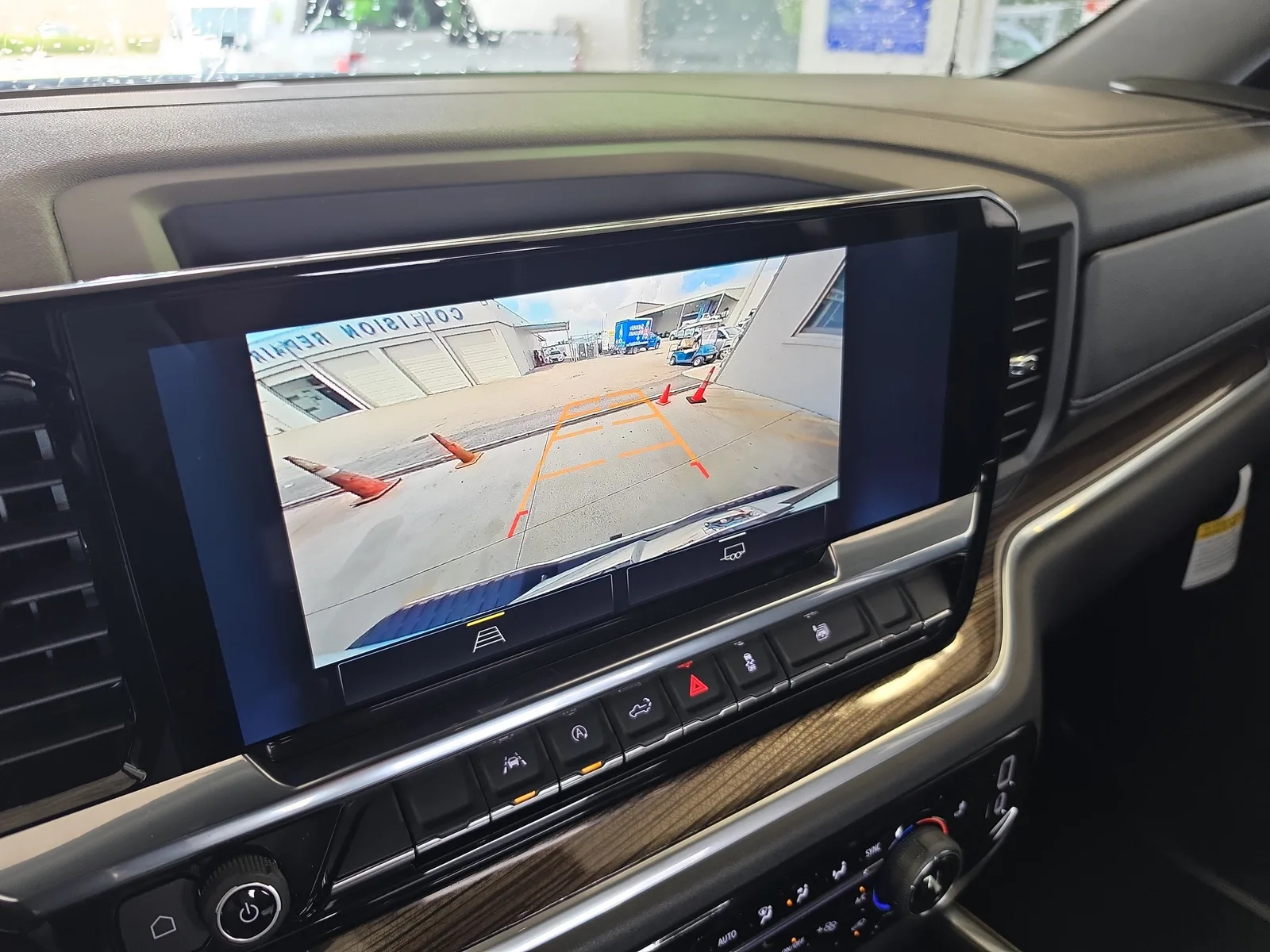 2026 Chevrolet Silverado 1500 RST photo 8