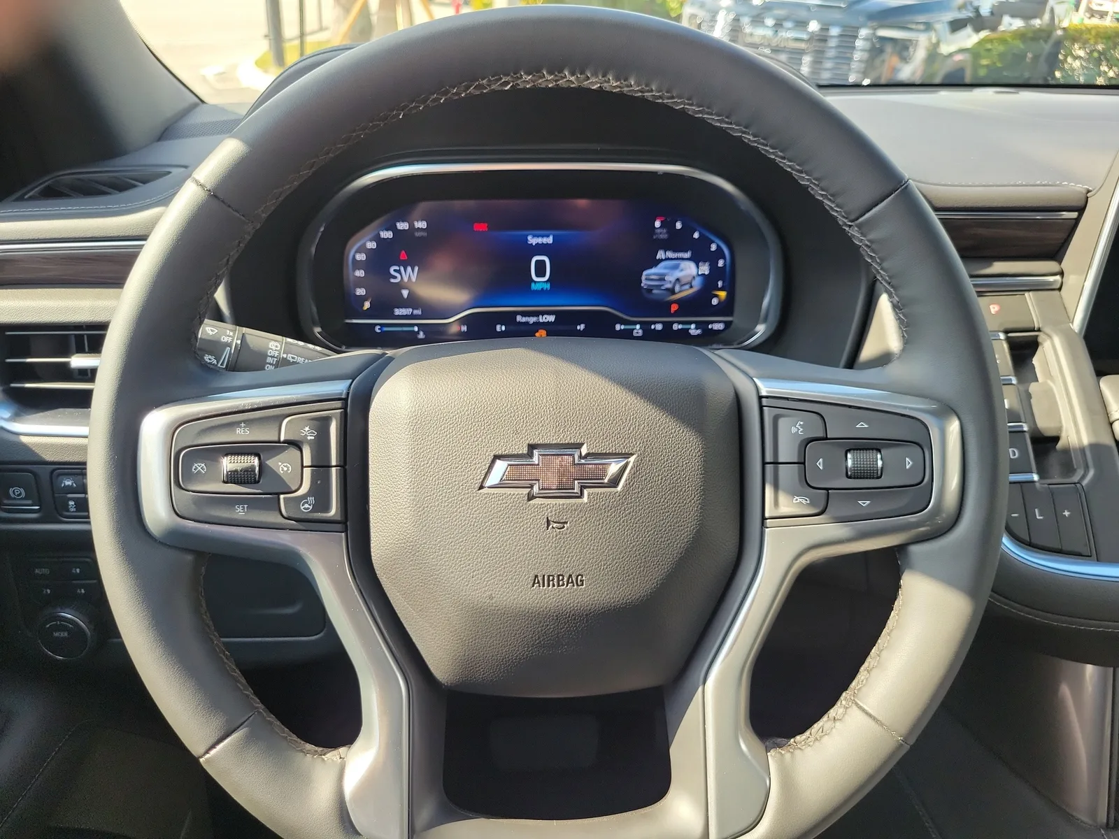 2024 Chevrolet Tahoe Z71 photo 21
