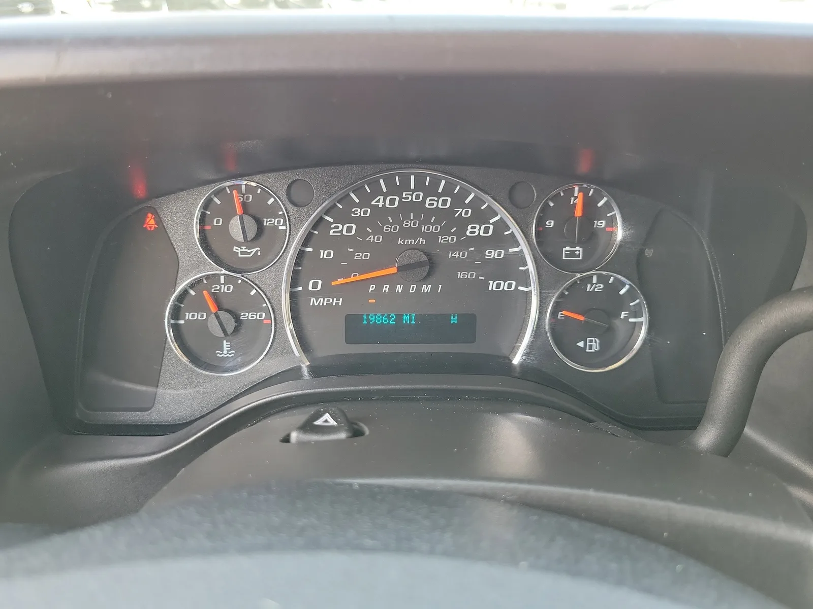 2025 Chevrolet Express Passenger LT photo 23