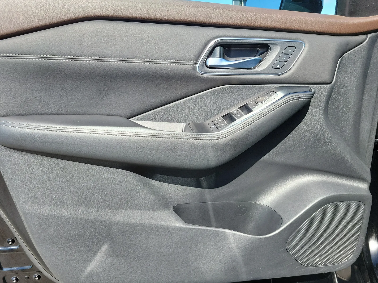 2021 Nissan Rogue SL photo 22