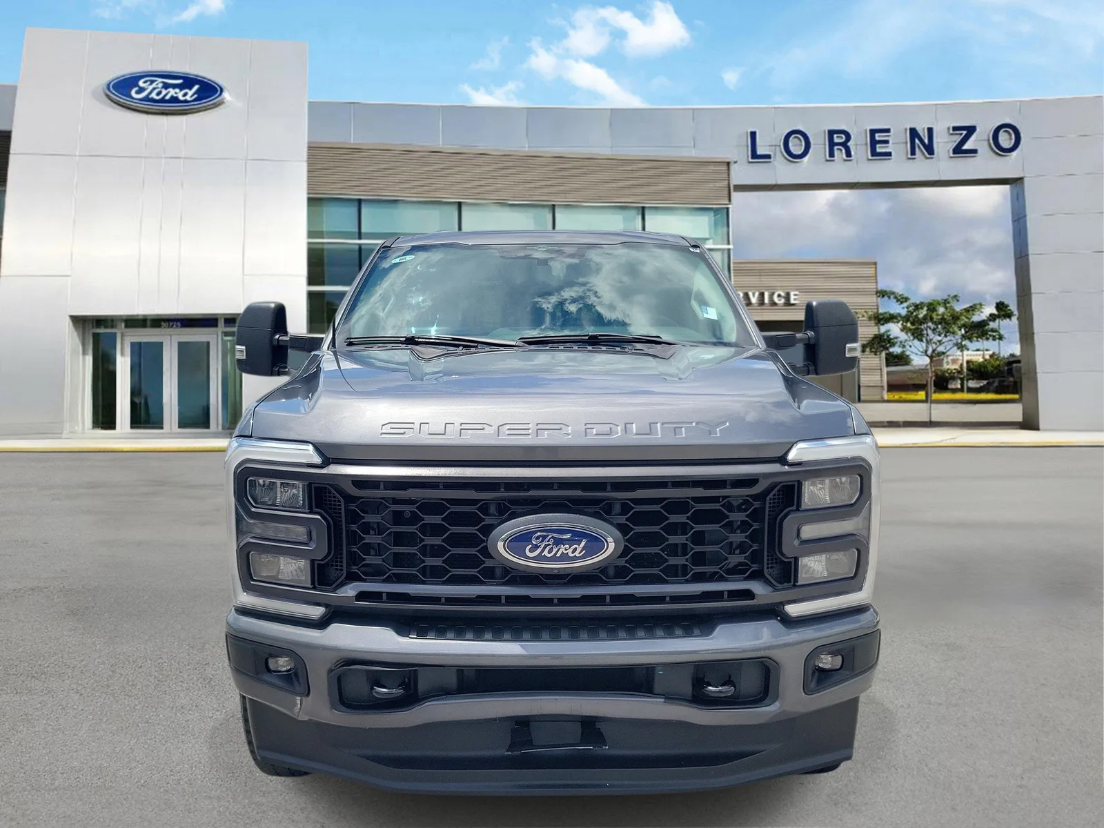 2023 Ford Super Duty F-250 SRW XL 4WD photo 2