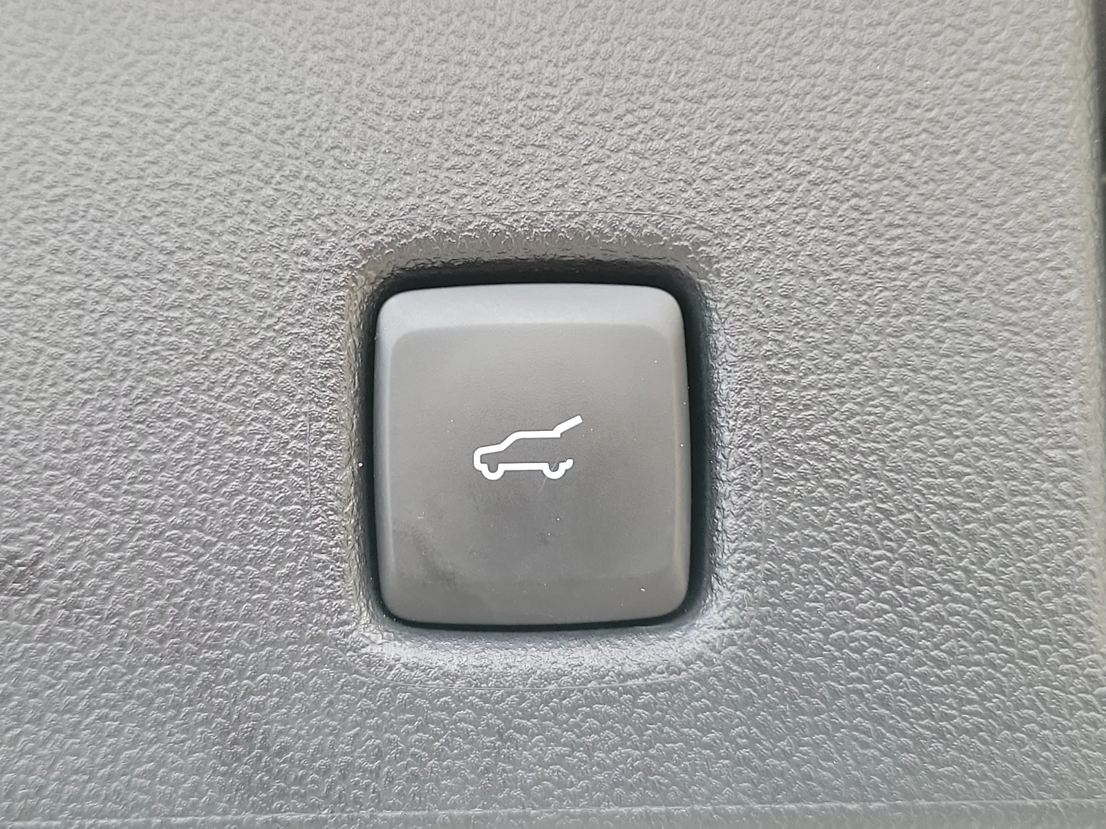 2024 Ford Escape ST-Line photo 18