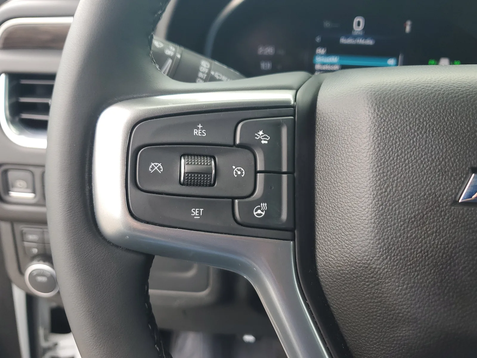 2023 Chevrolet Suburban Z71 4WD photo 23