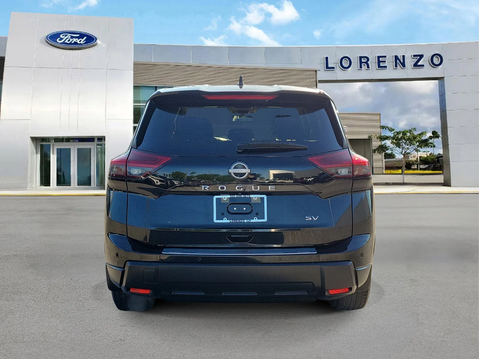 2024 Nissan Rogue SV photo 6