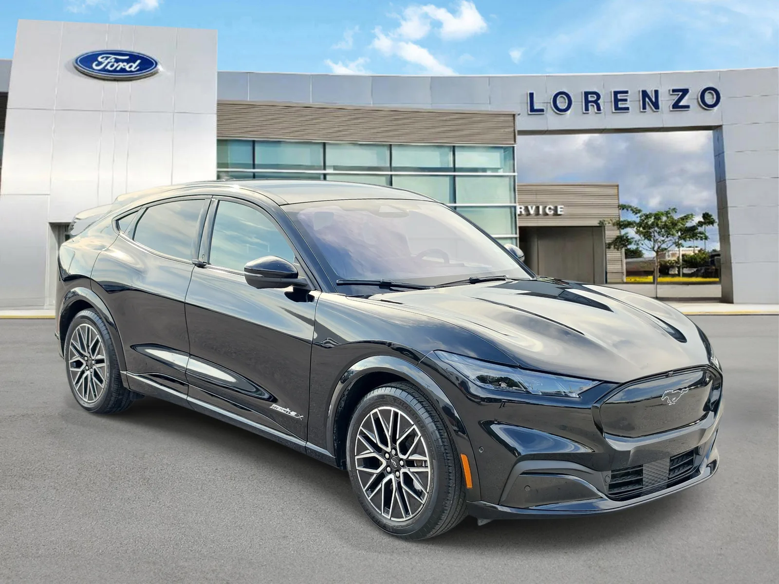 2024 Ford Mustang Mach-E Premium photo 3