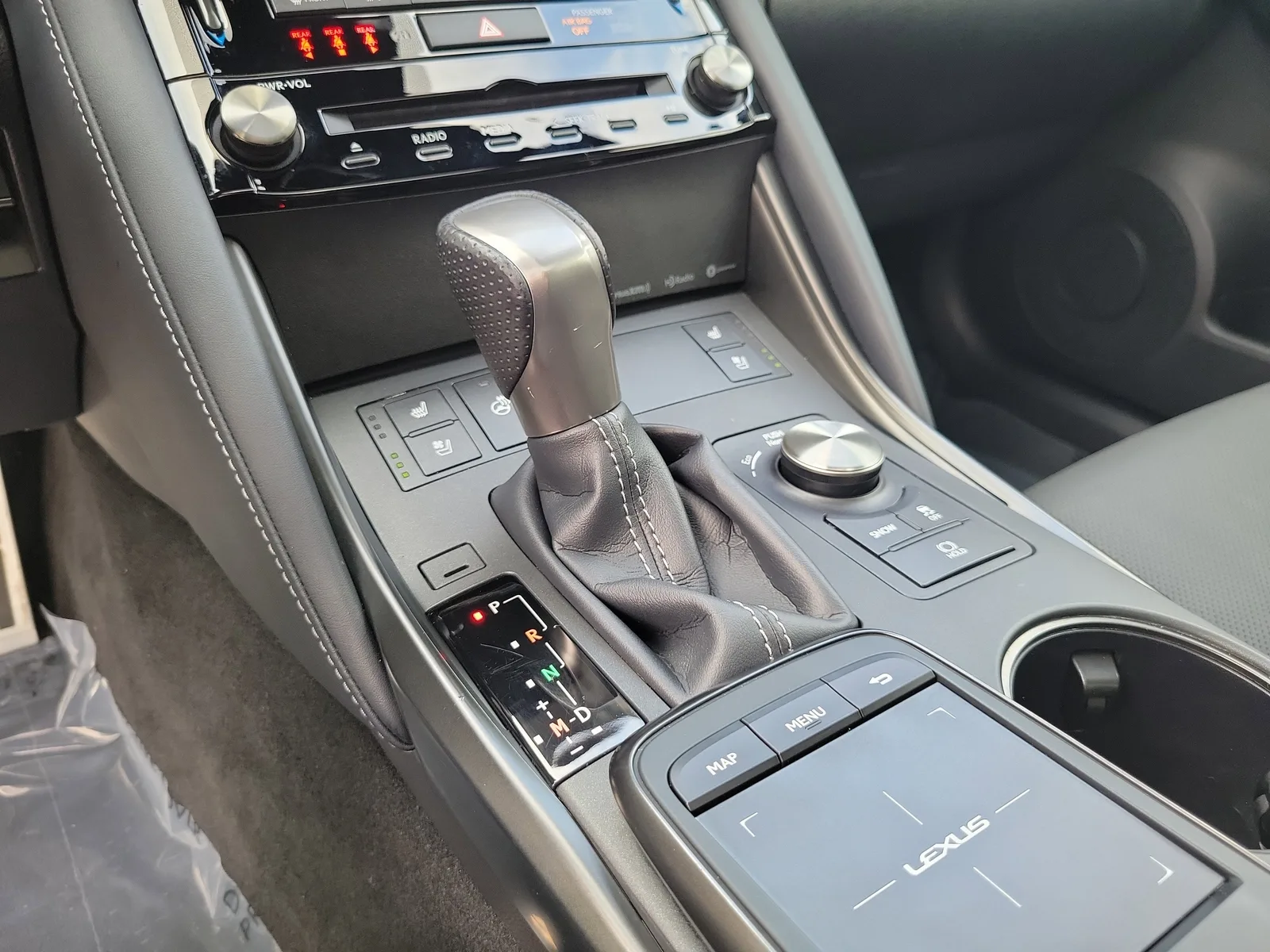 2023 Lexus IS IS 350 F SPORT photo 22