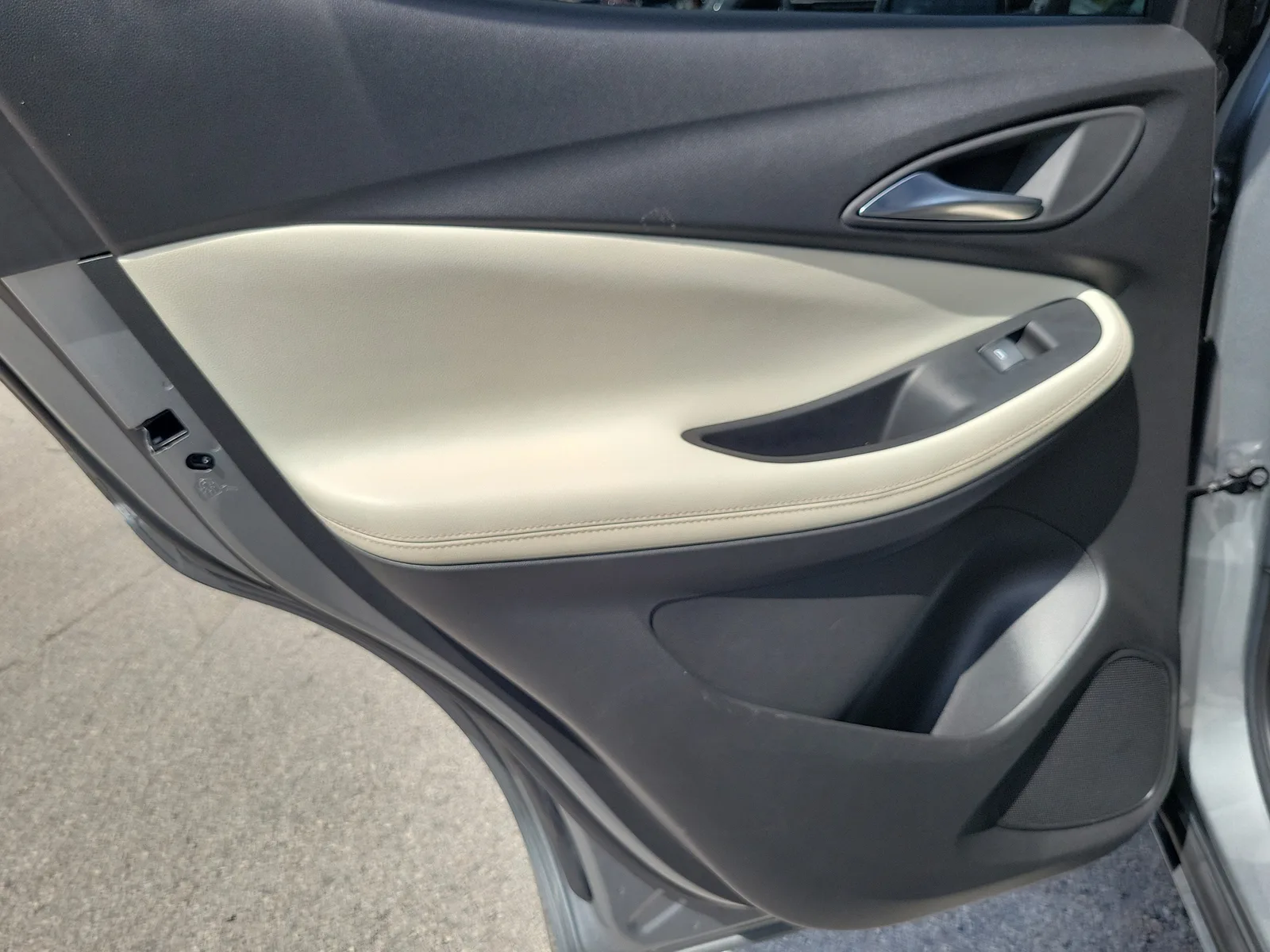 2024 Buick Encore GX Avenir photo 24