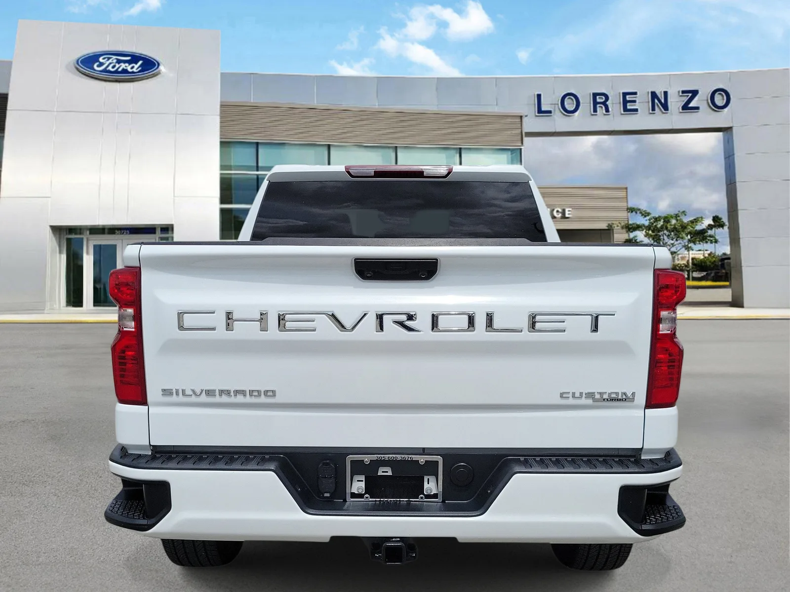 2024 Chevrolet Silverado 1500 Custom photo 6