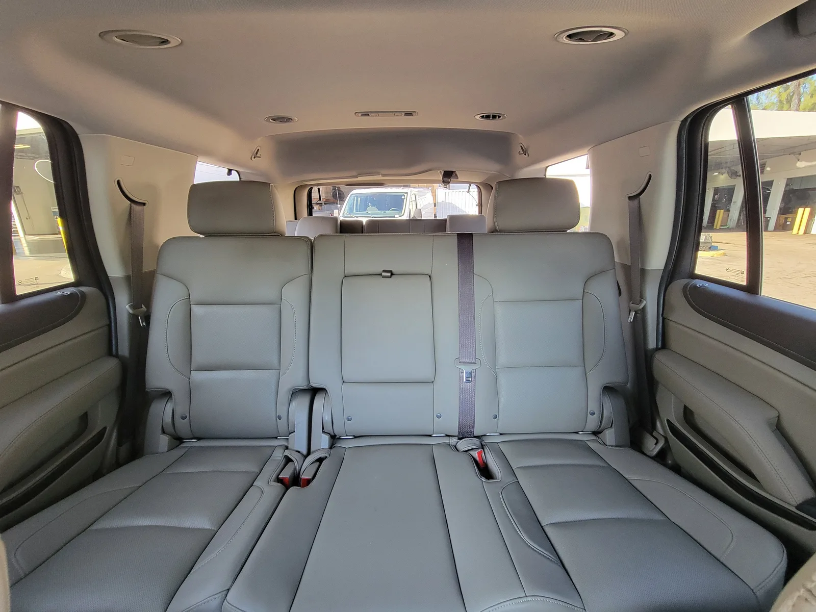 2019 GMC Yukon SLT photo 18
