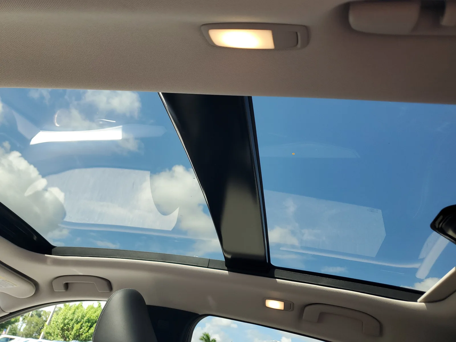 2022 INFINITI QX50 ESSENTIAL photo 11