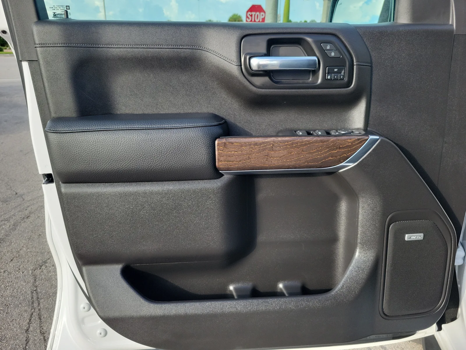 2021 GMC Sierra 1500 Denali photo 23