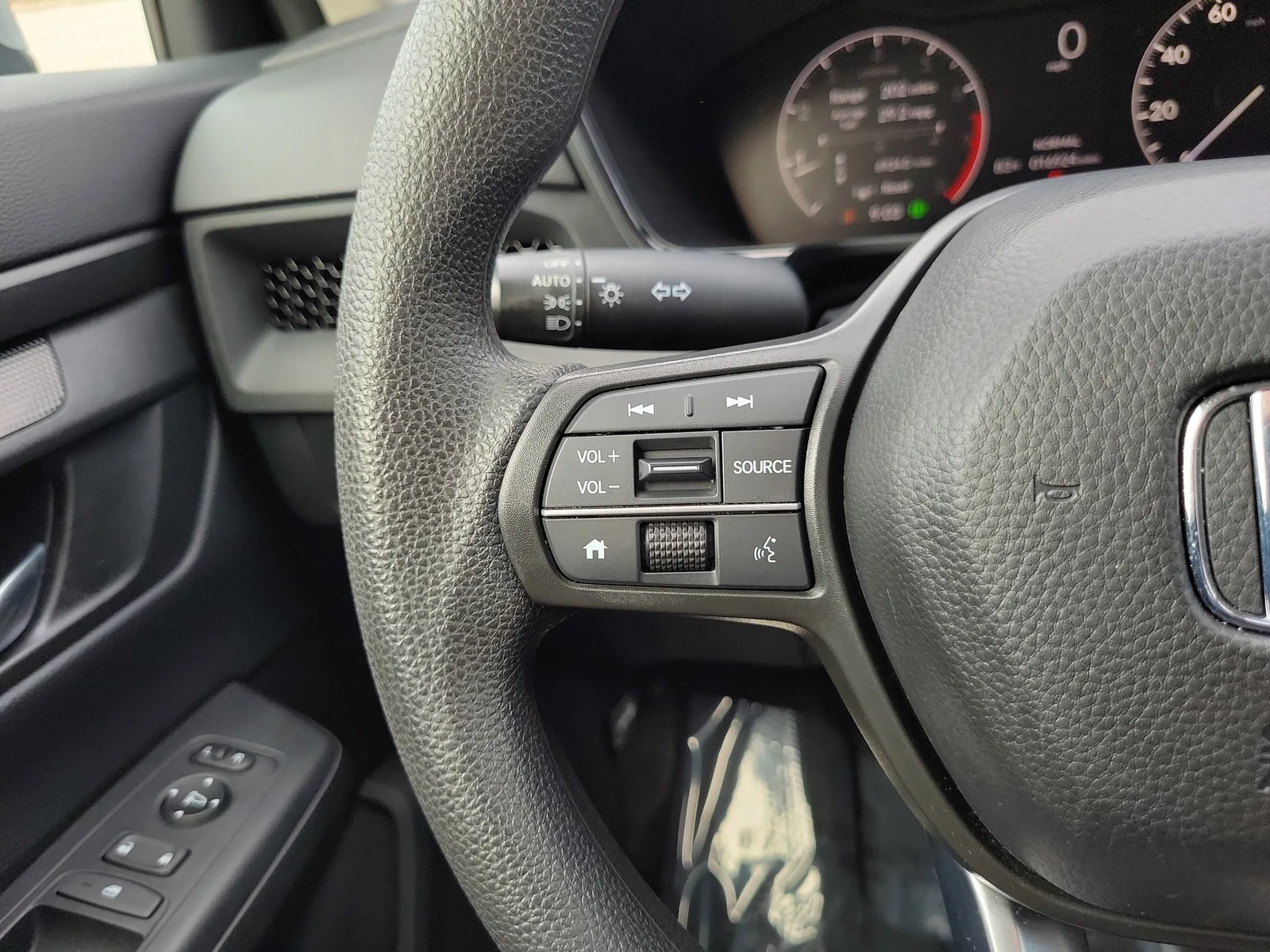 2025 Honda CR-V LX photo 20