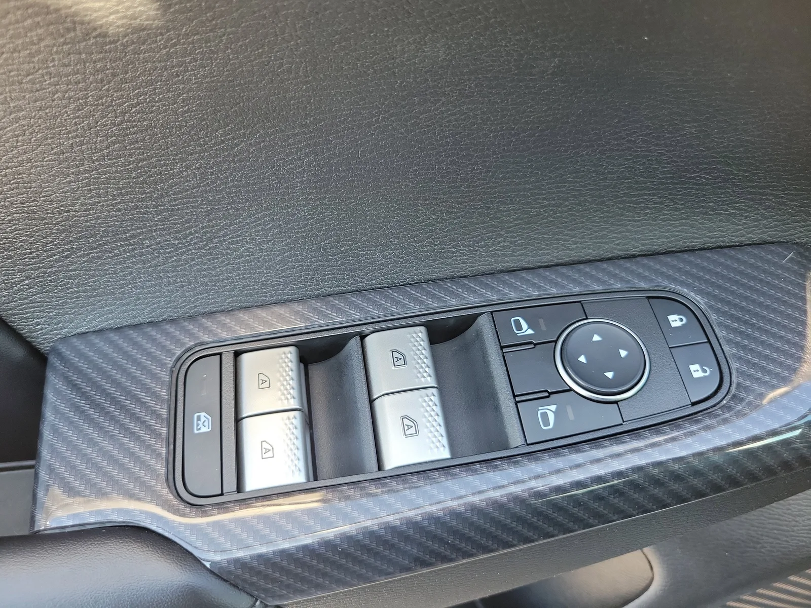 2022 Mitsubishi Outlander SE 4WD photo 27