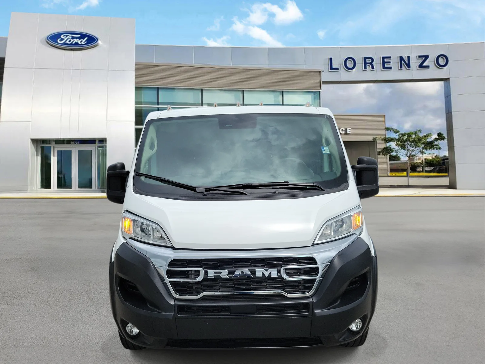 2025 RAM ProMaster Cargo Van Tradesman photo 2