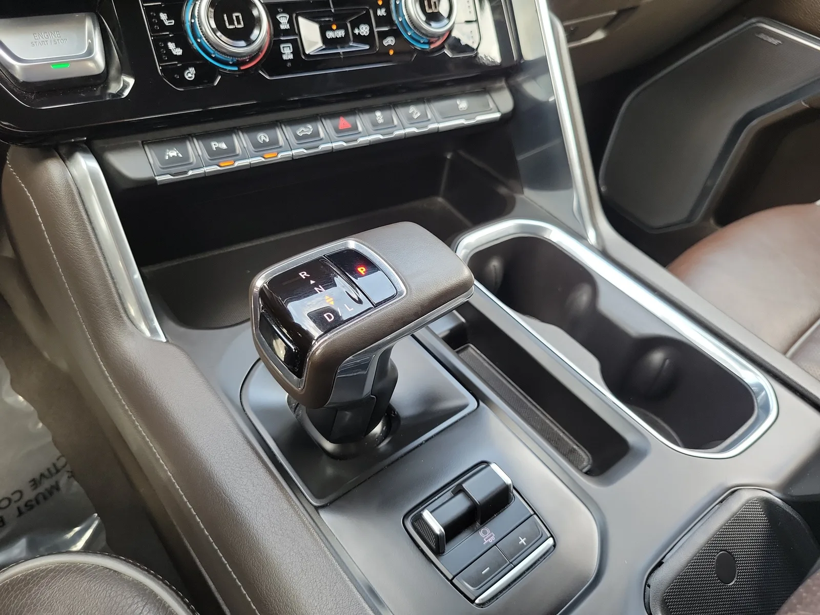 2024 GMC Sierra 1500 Denali photo 22