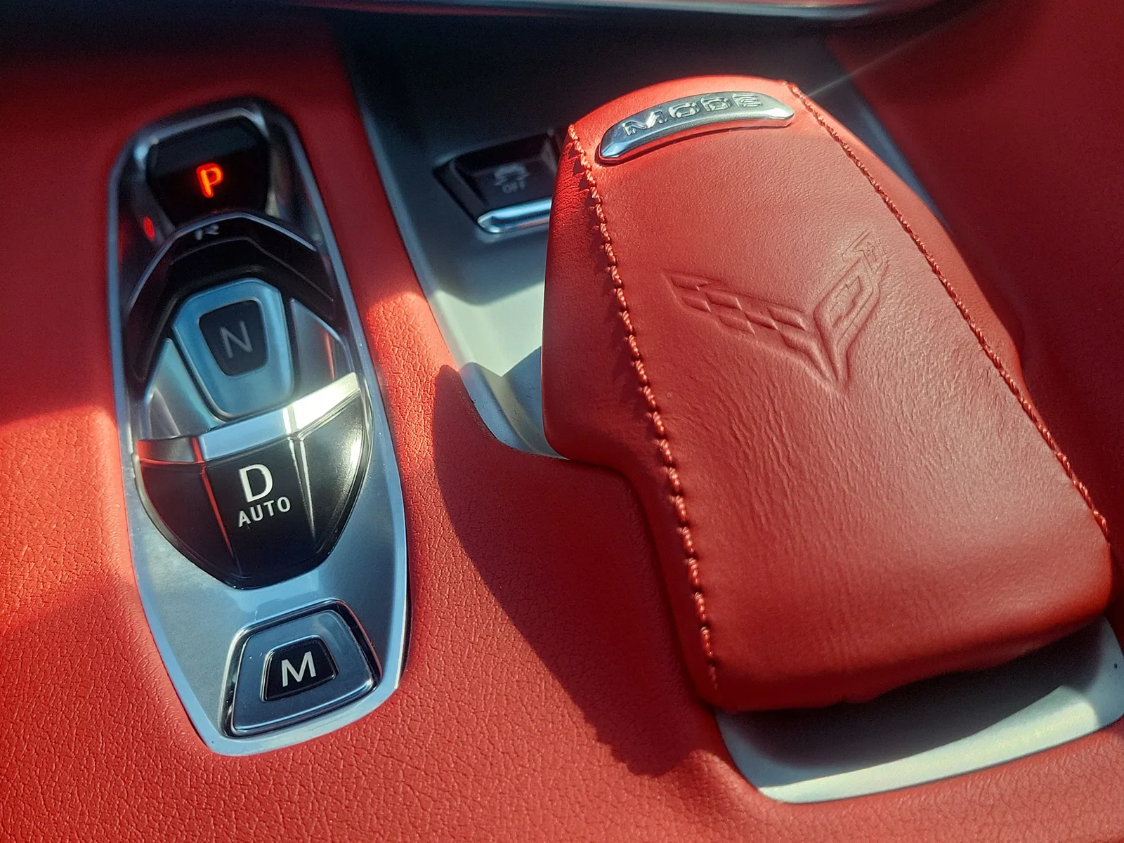 2022 Chevrolet Corvette 2LT photo 18
