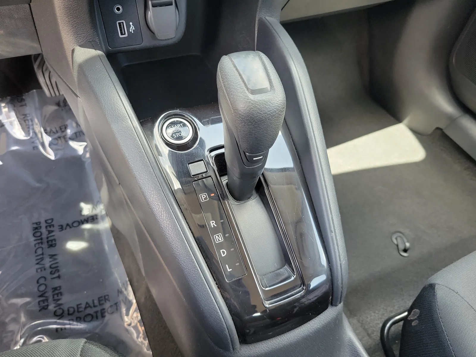 2021 Nissan Versa S photo 23