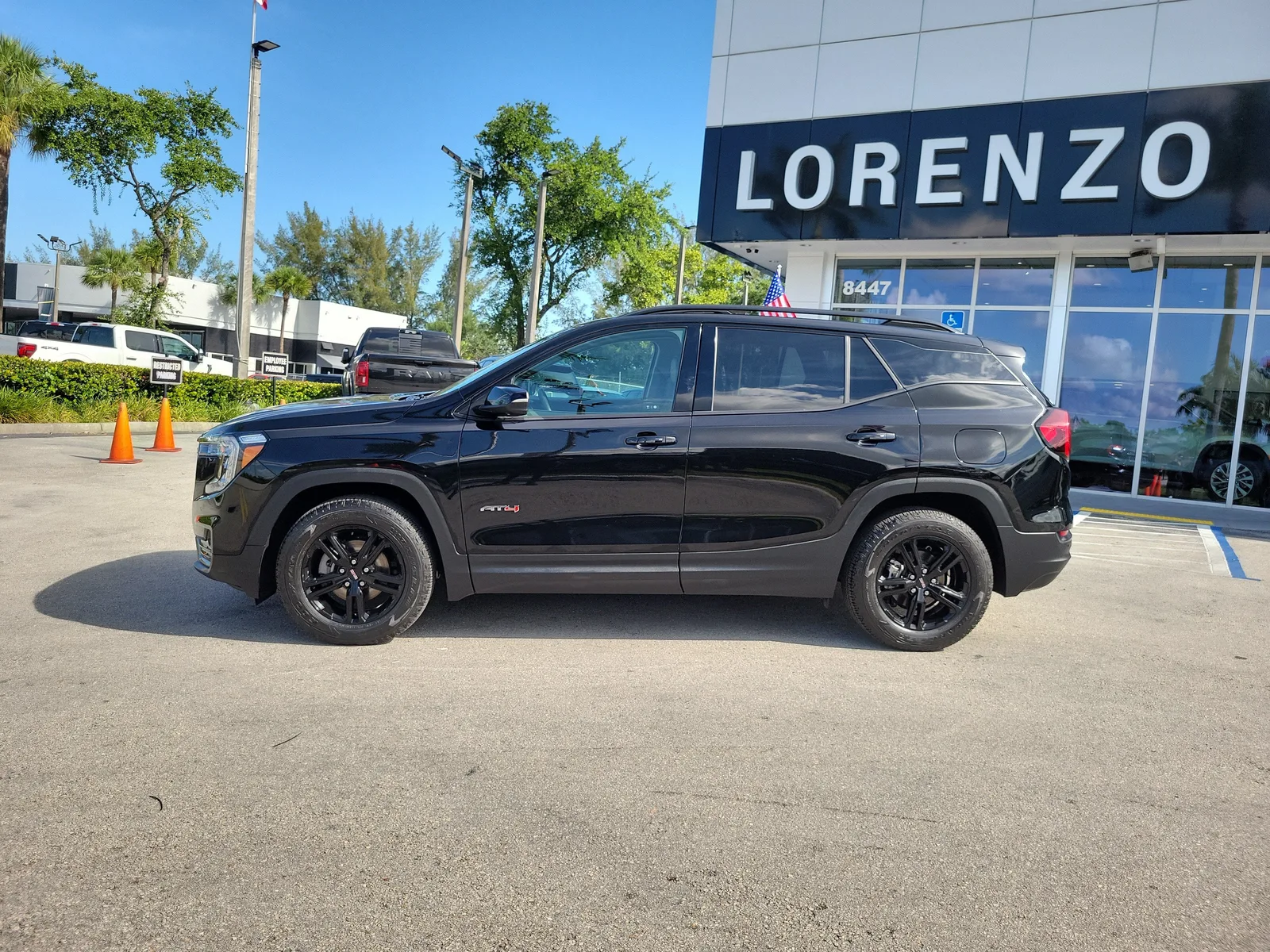 2024 GMC Terrain AT4 photo 8