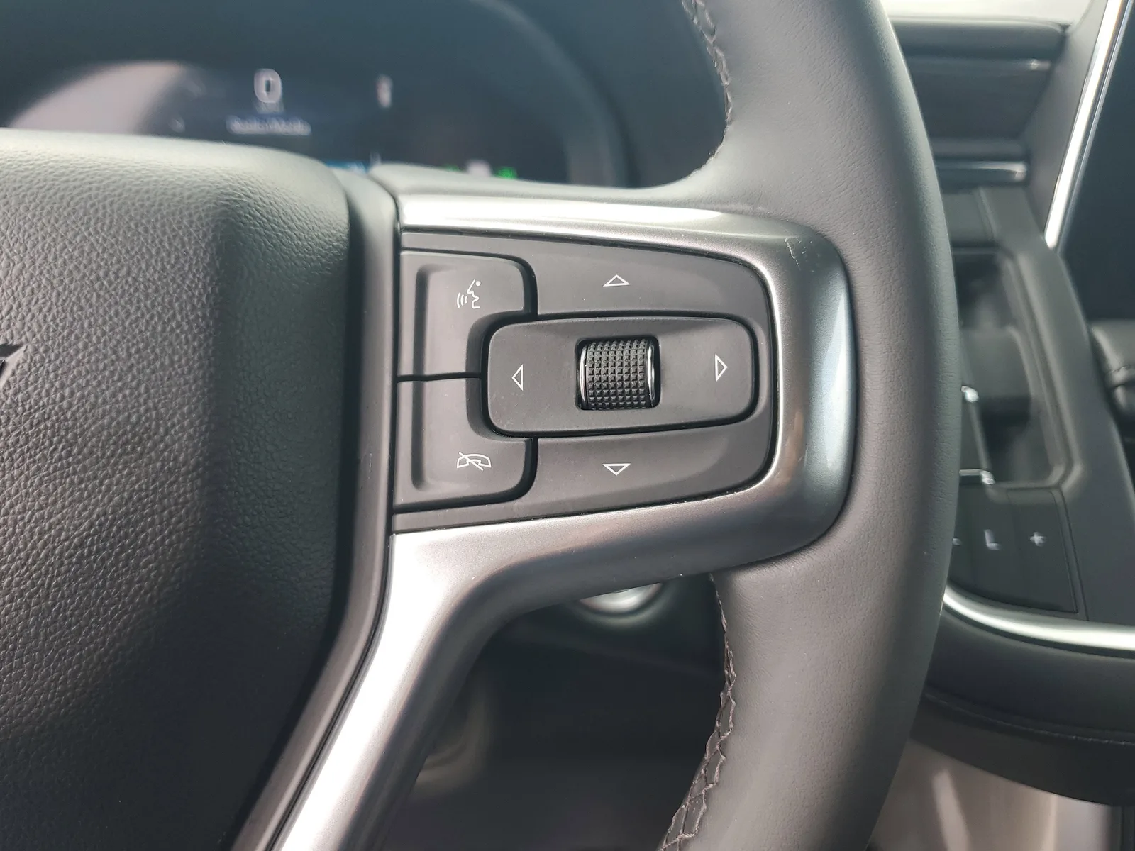 2023 Chevrolet Suburban Z71 4WD photo 24