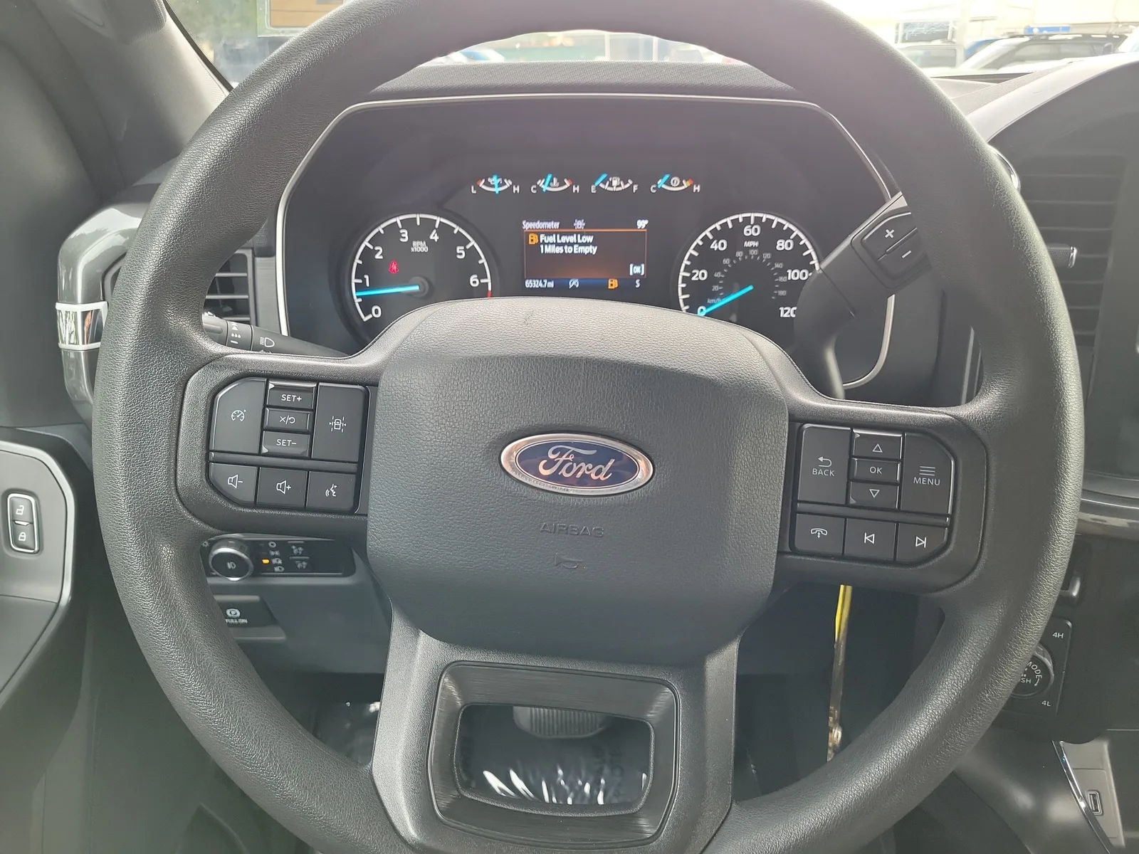 2023 Ford F-150 XL 4WD photo 19