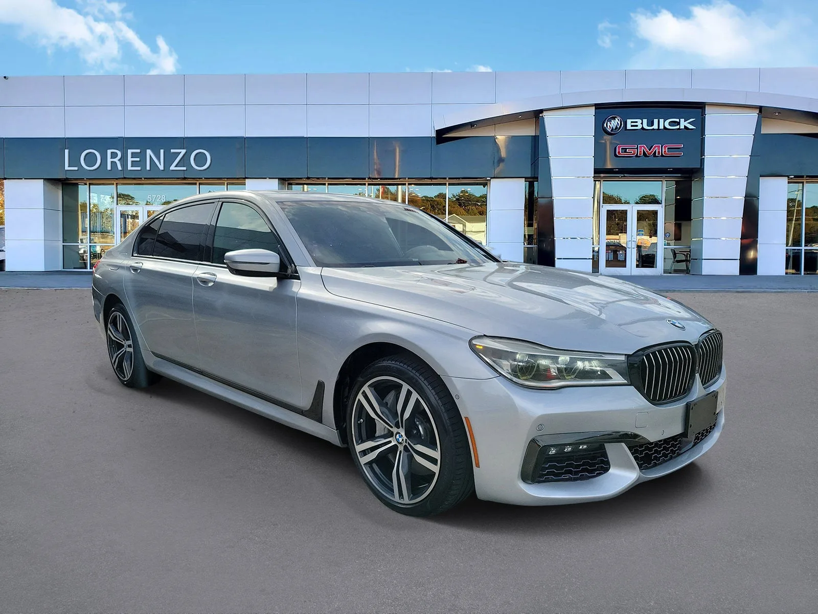 2017 BMW 7 Series 750i photo 3